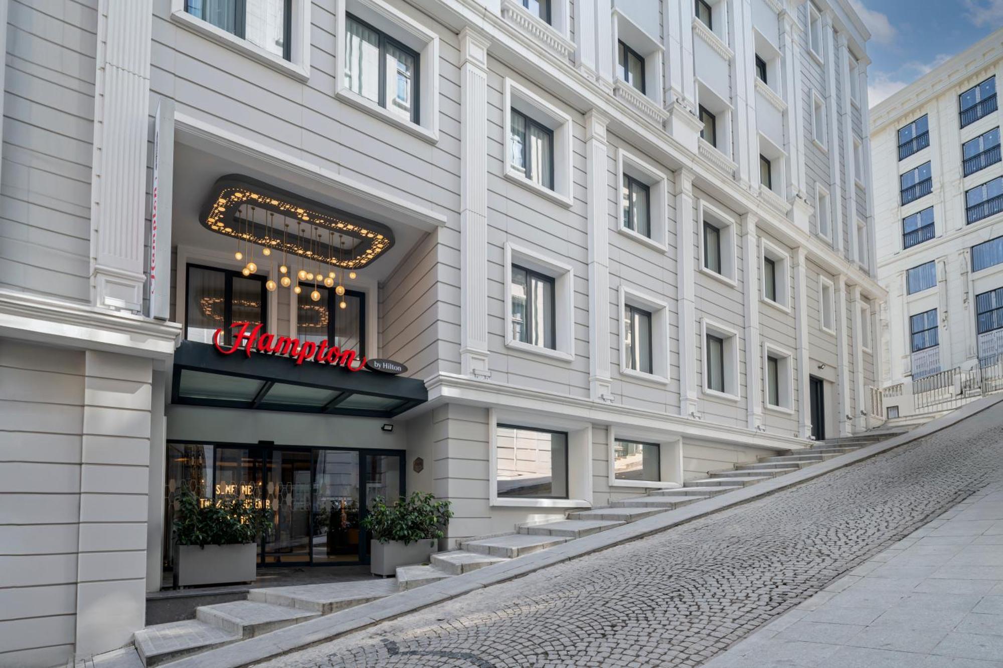 Hampton By Hilton Istanbul Sirkeci Hotel Exterior photo